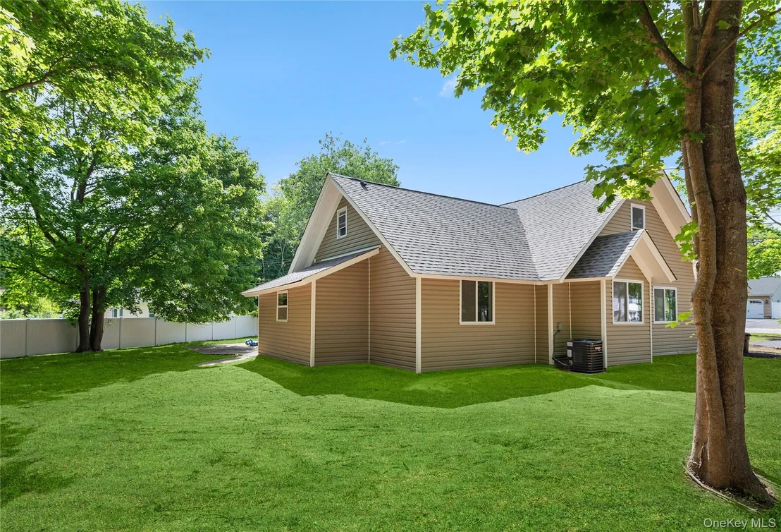 Photo of 5 Long Pond Road