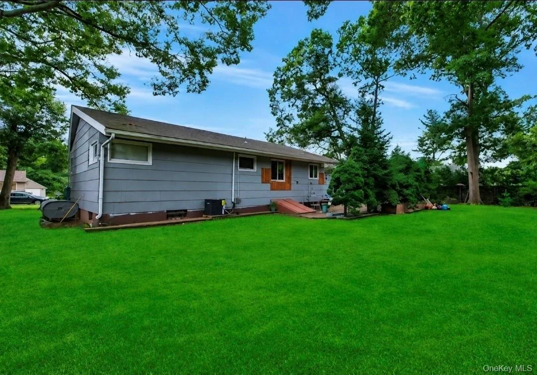 Photo of 170 Division Avenue