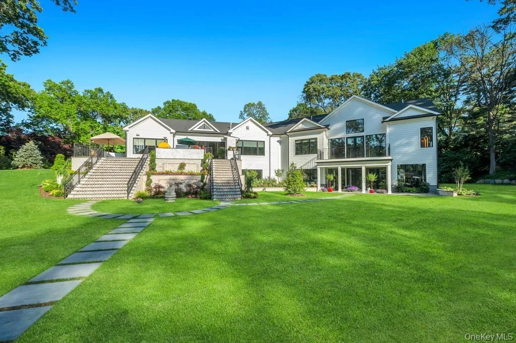 Photo of 2 Chelmsford Drive