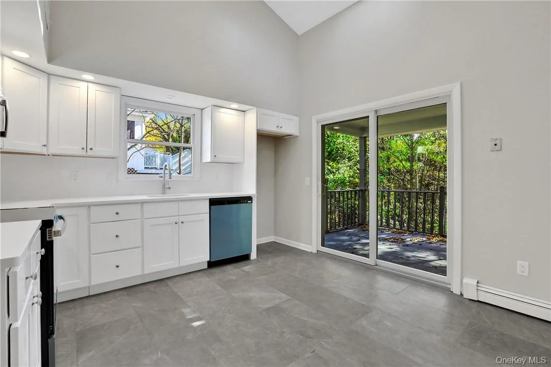 Photo of 2 Requa Street