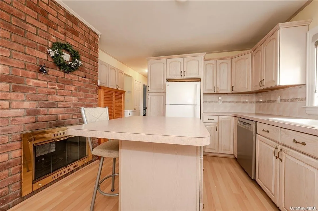 Photo of 7 Straw Lane