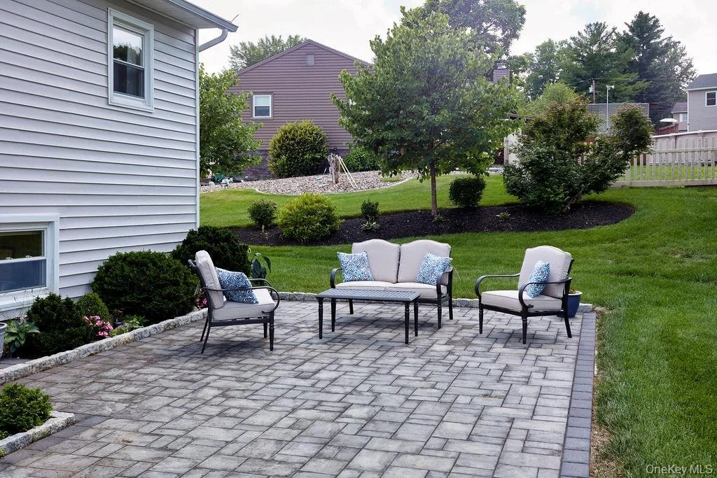 Photo of 8 Carroll Drive