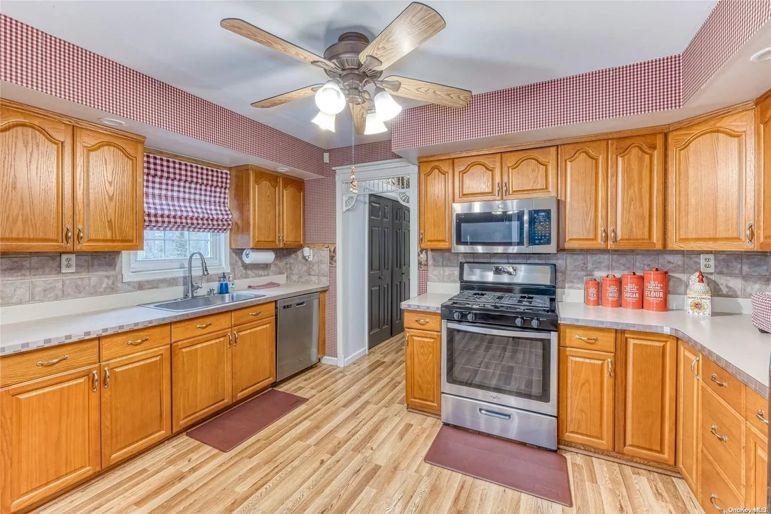 Photo of 86 Montgomery Avenue