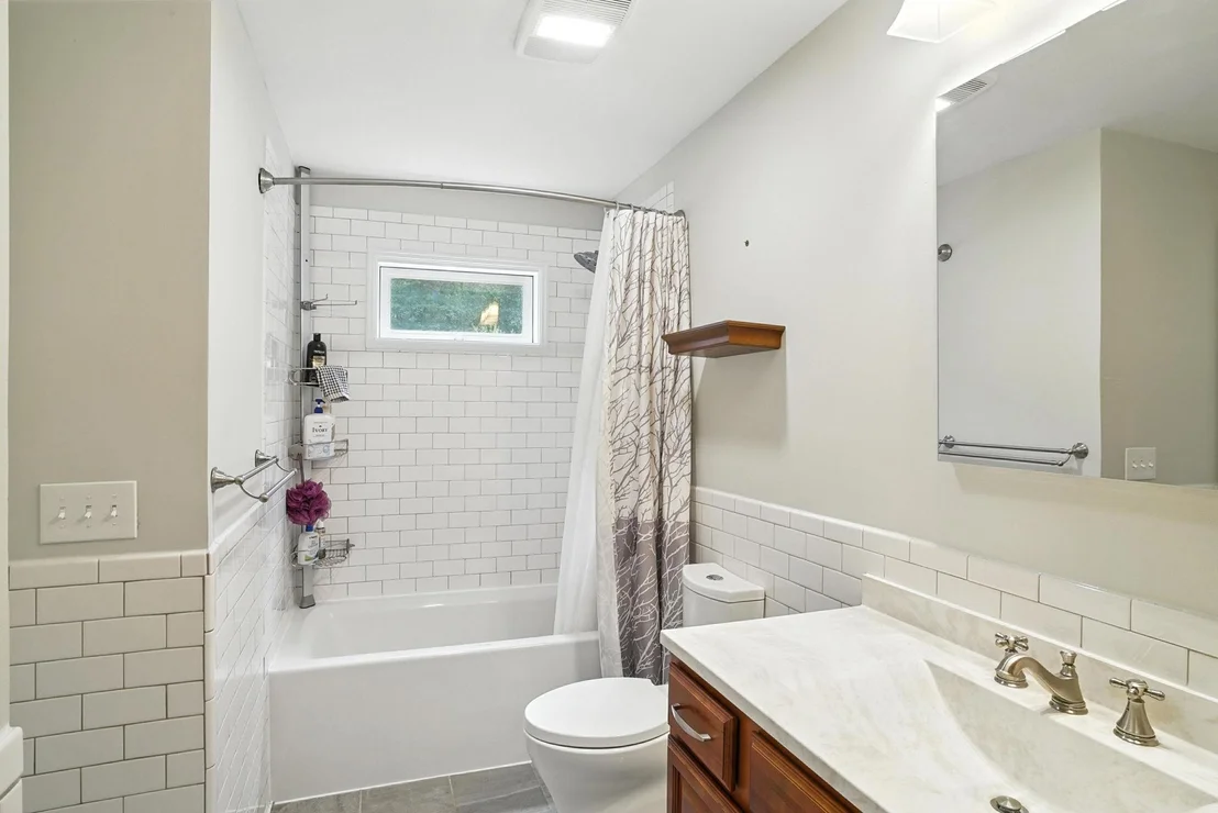 Photo of 19 Dussenbury Drive