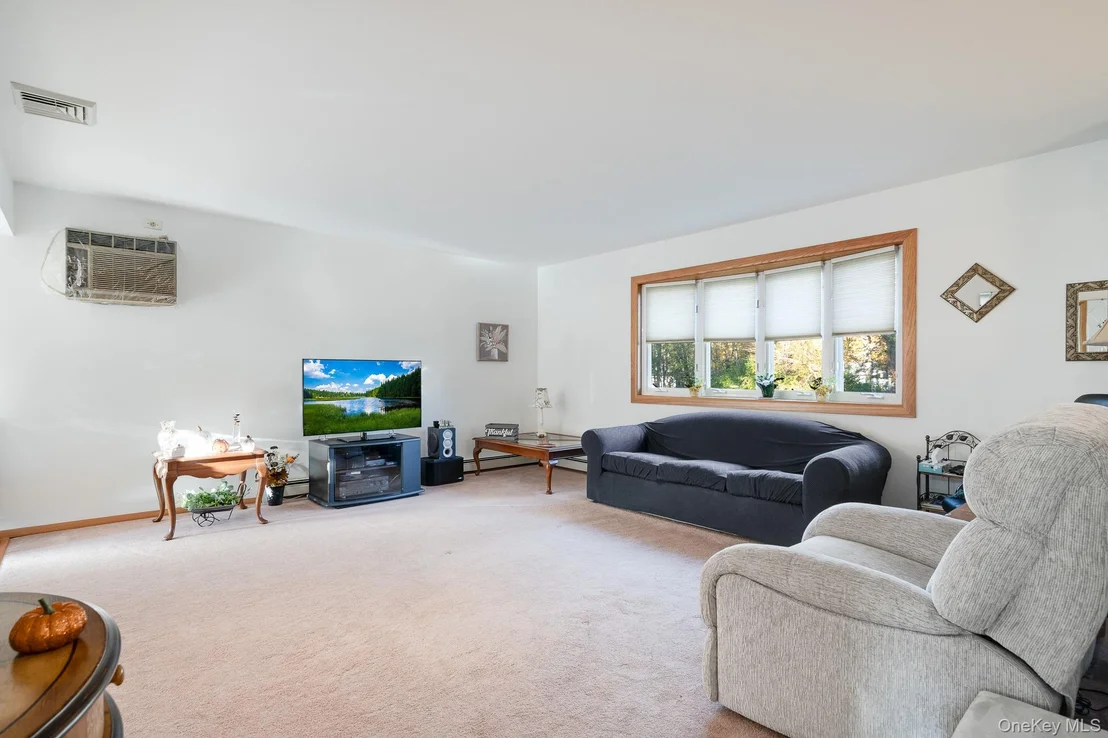 Photo of 8 Nicole Drive