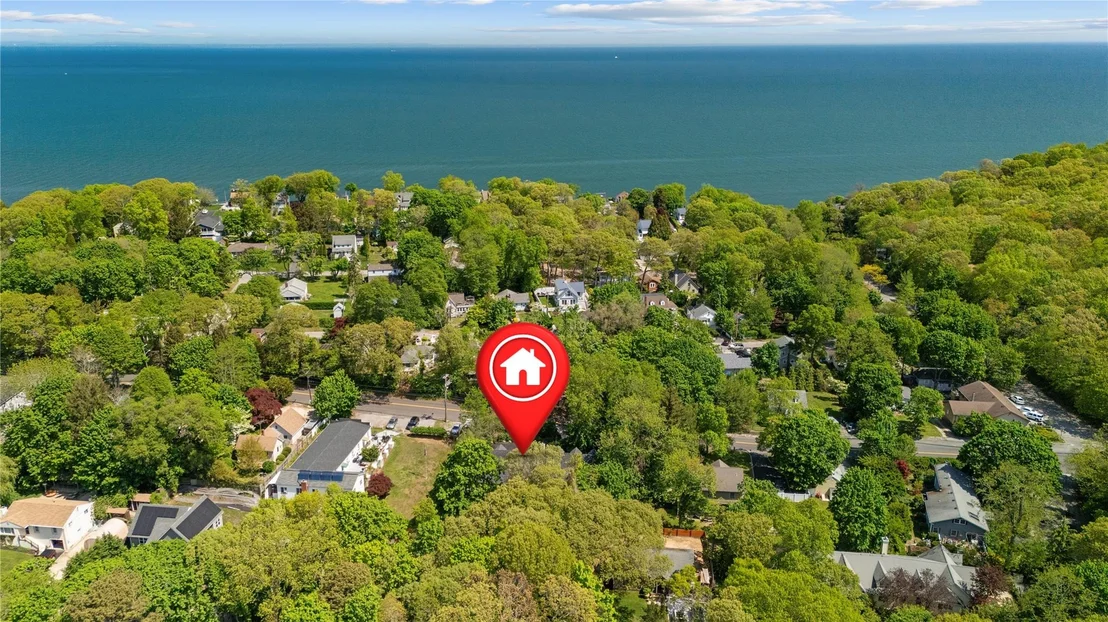 Photo of 2971 N Wading River Road