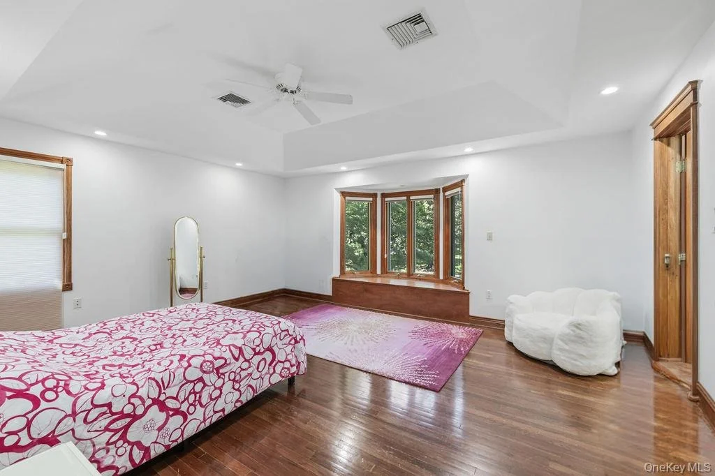 Photo of 10 Rockingham Road