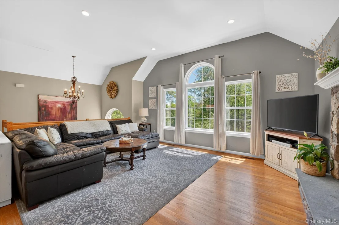 Photo of 22 Hazel Hill Road