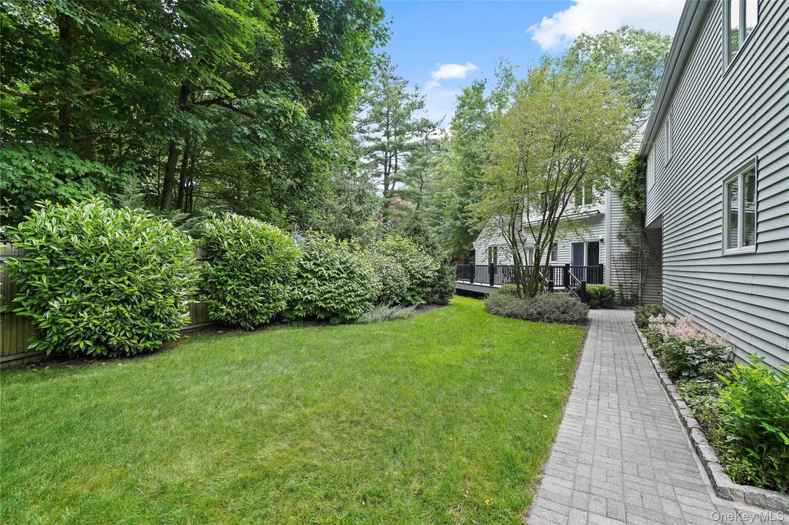 Photo of 130 Bramblebrook Road
