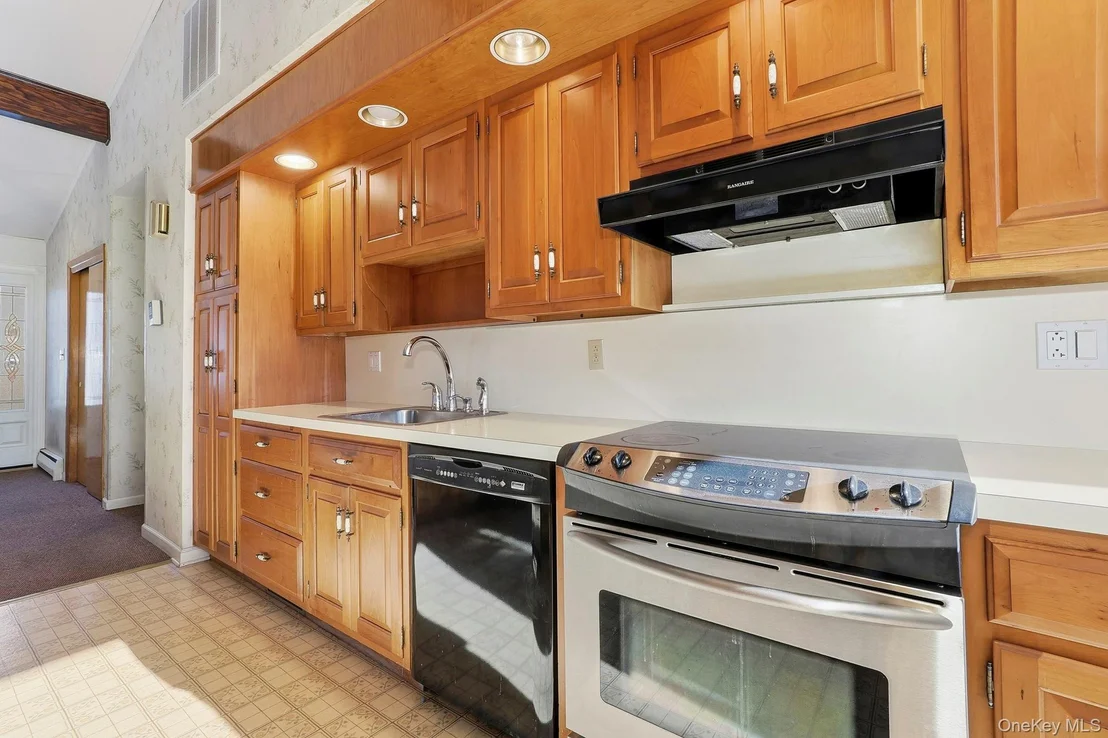 Photo of 15 Short Hill Drive