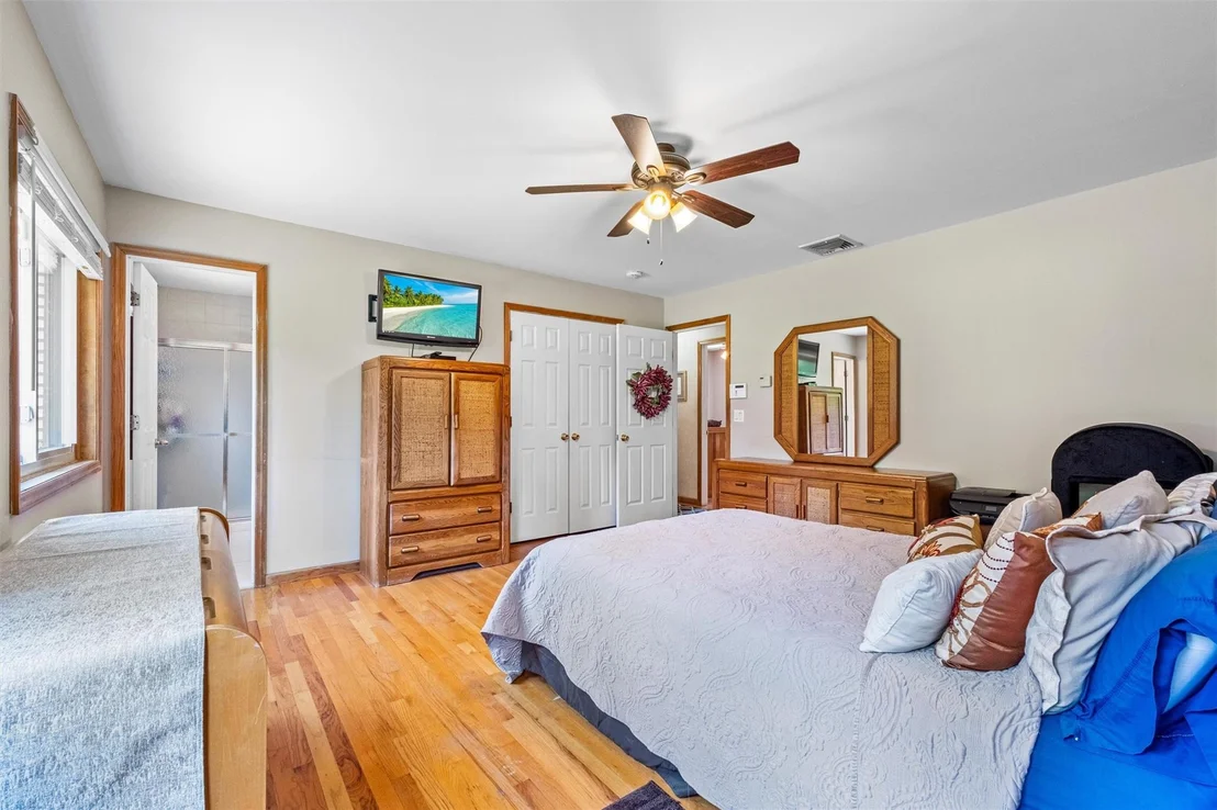 Photo of 10 BlueJay Place