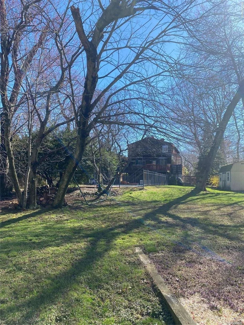 Photo of 1840 Stevens Avenue