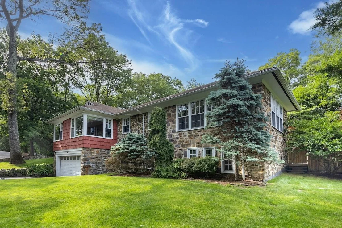 Photo of 34 Summit Terrace