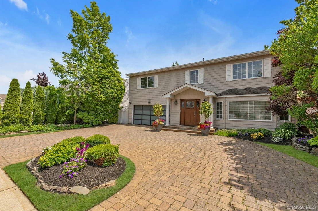 Photo of 2114 Donna Drive