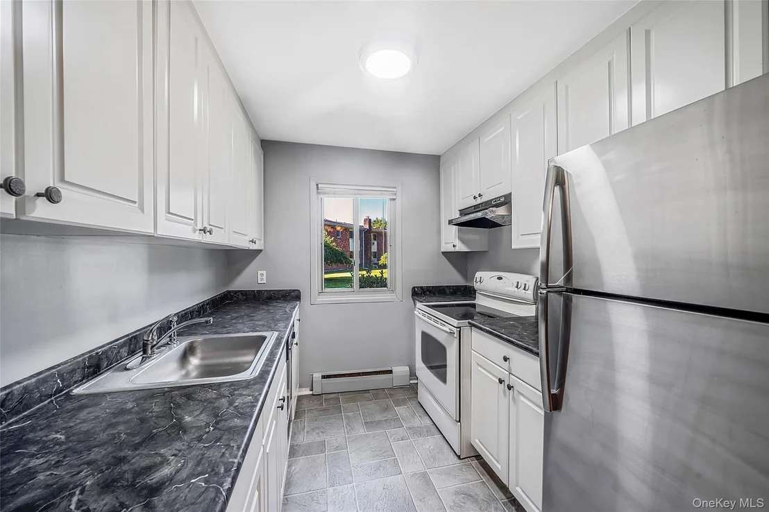 Photo of Unit 8A at 2397 union blvd