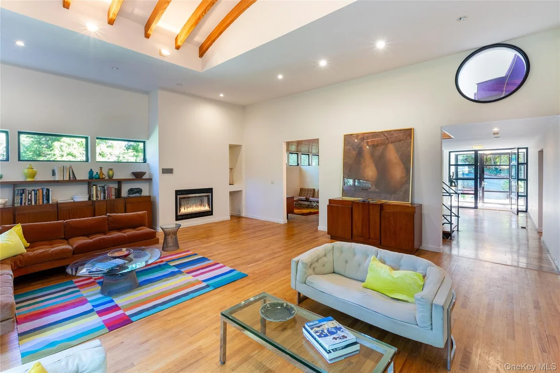 Photo of 712 Ladd Road