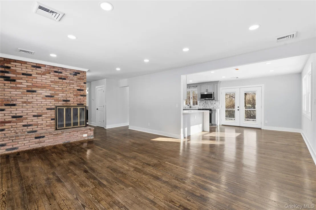 Photo of 1 Cherry Lane