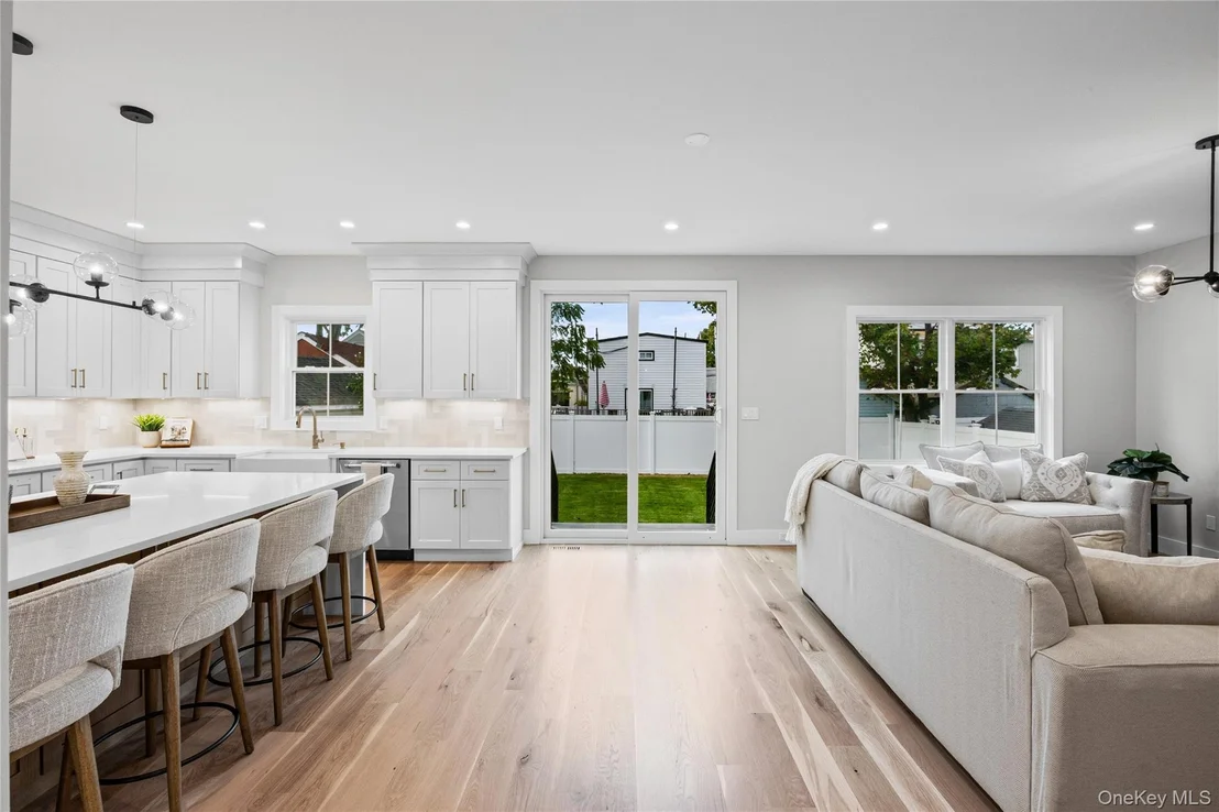 Photo of 2439 Berkeley Place