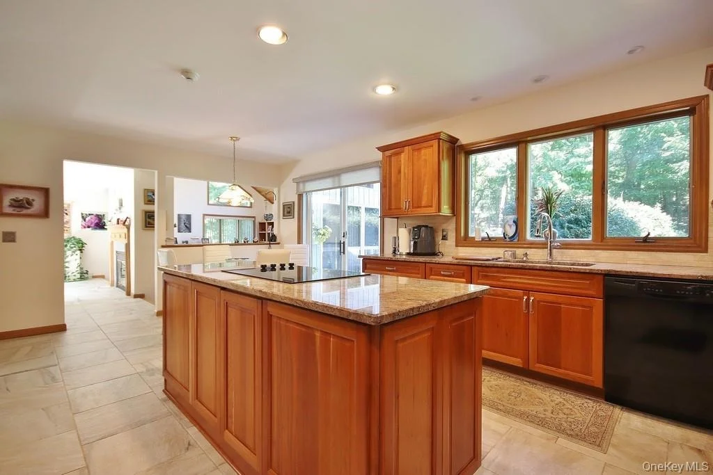 Photo of 356 Cedar Hill Road