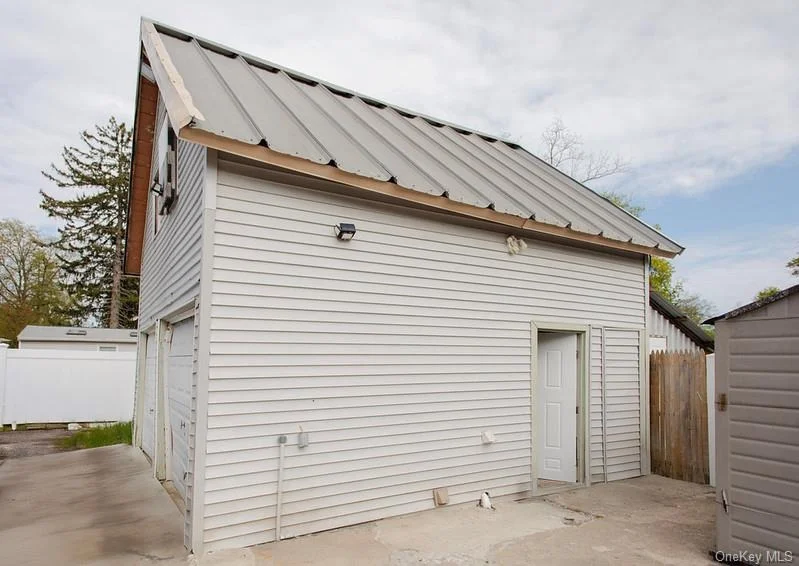 Photo of 8 Brightside Avenue
