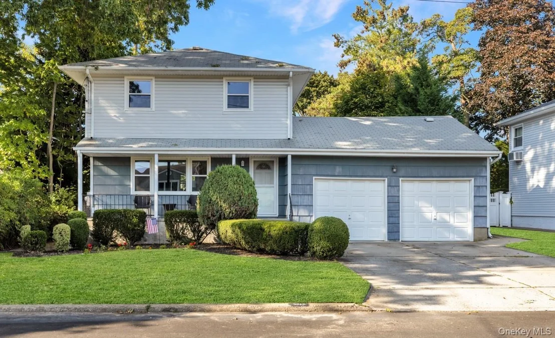 Photo of 3015 Post Avenue