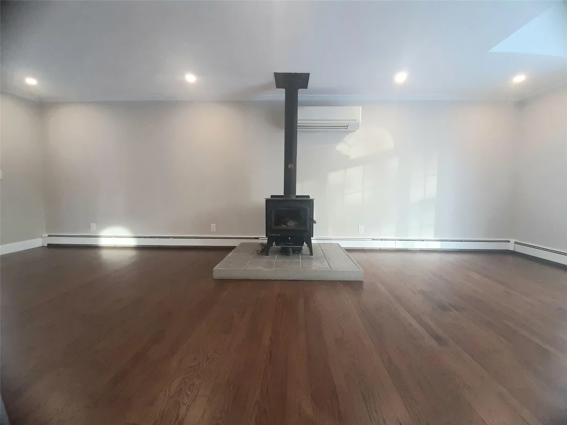 Photo of 62 Holt Road