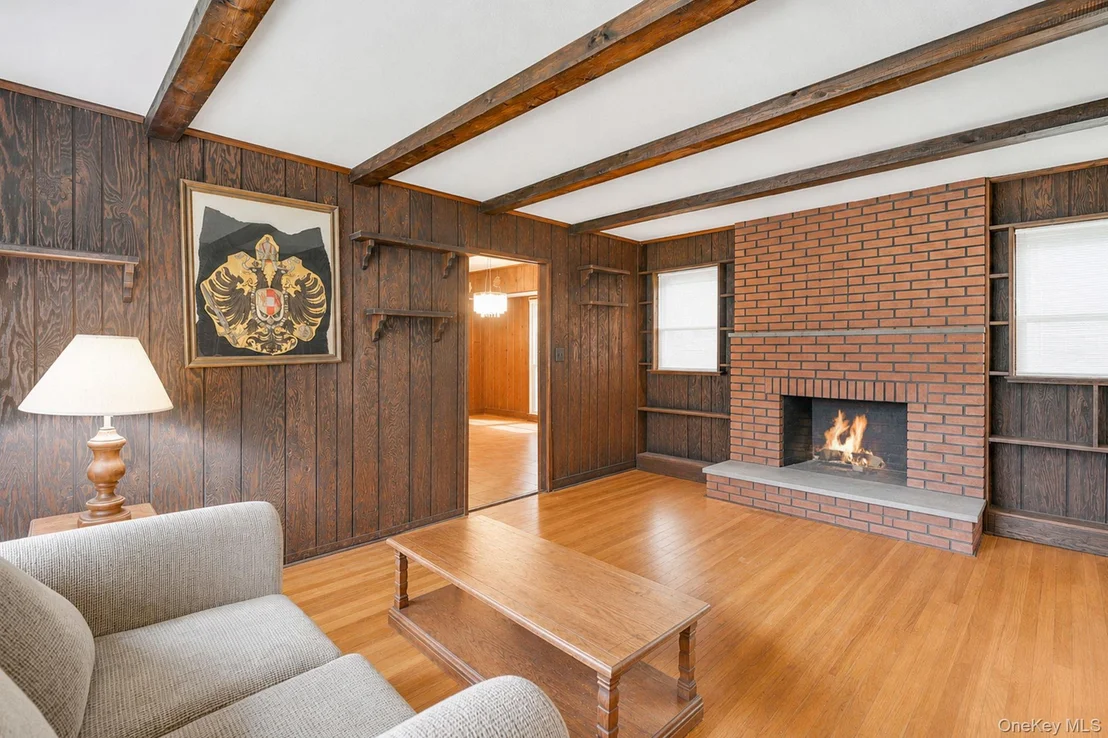 Photo of 287 Munsell Road