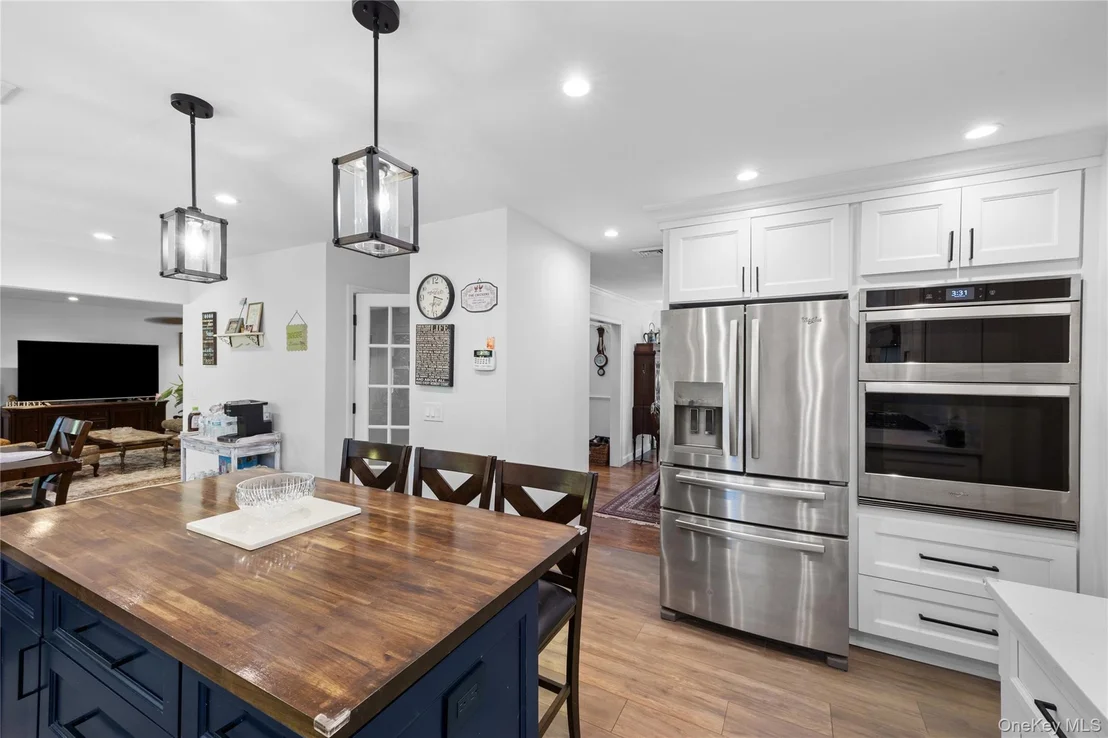 Photo of 10 Randall Road