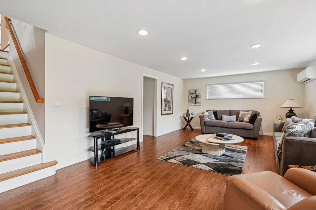 Photo of 904 Woodmere Drive