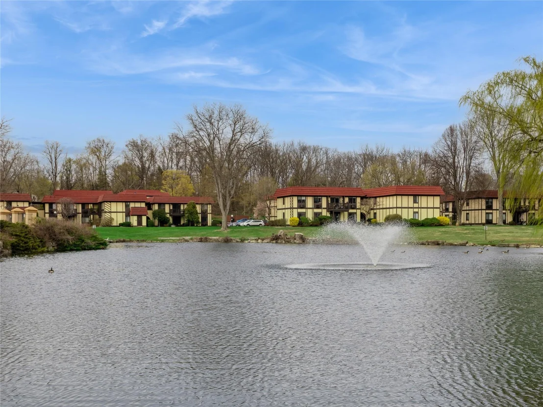 Photo of Unit 8 at 2 Loudon Drive