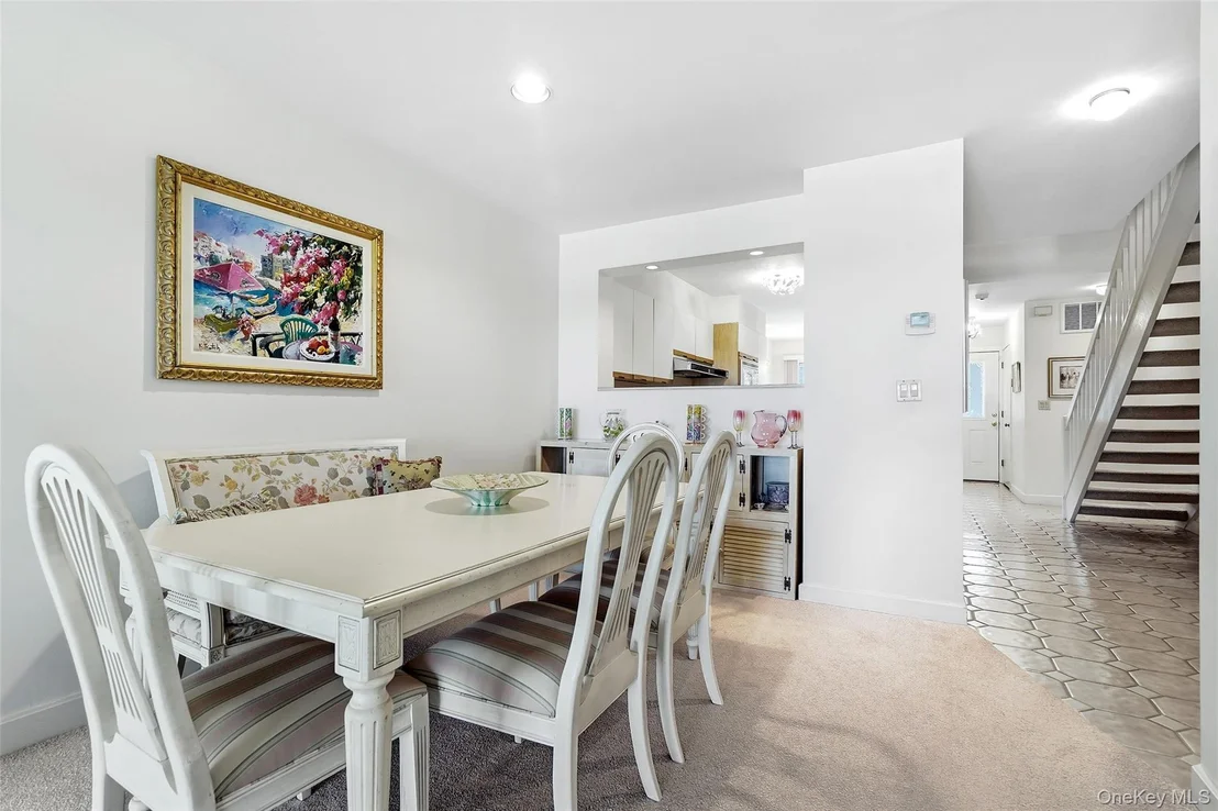 Photo of 35 Waterside Close