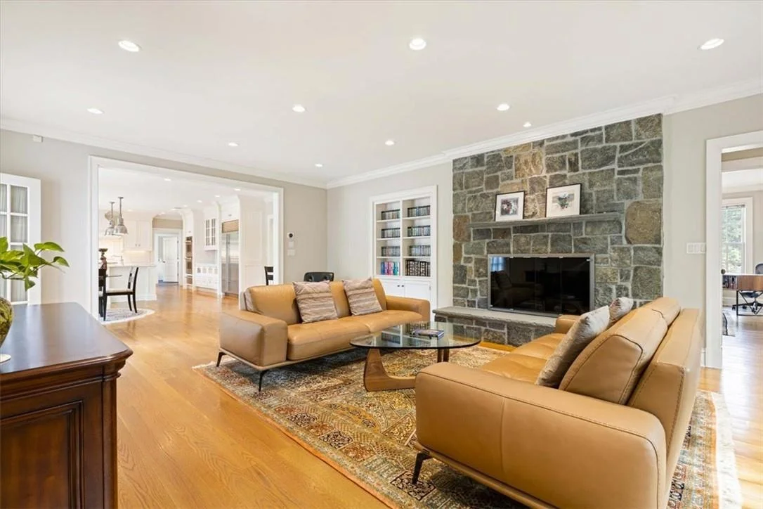 Photo of 20 Colonial Road