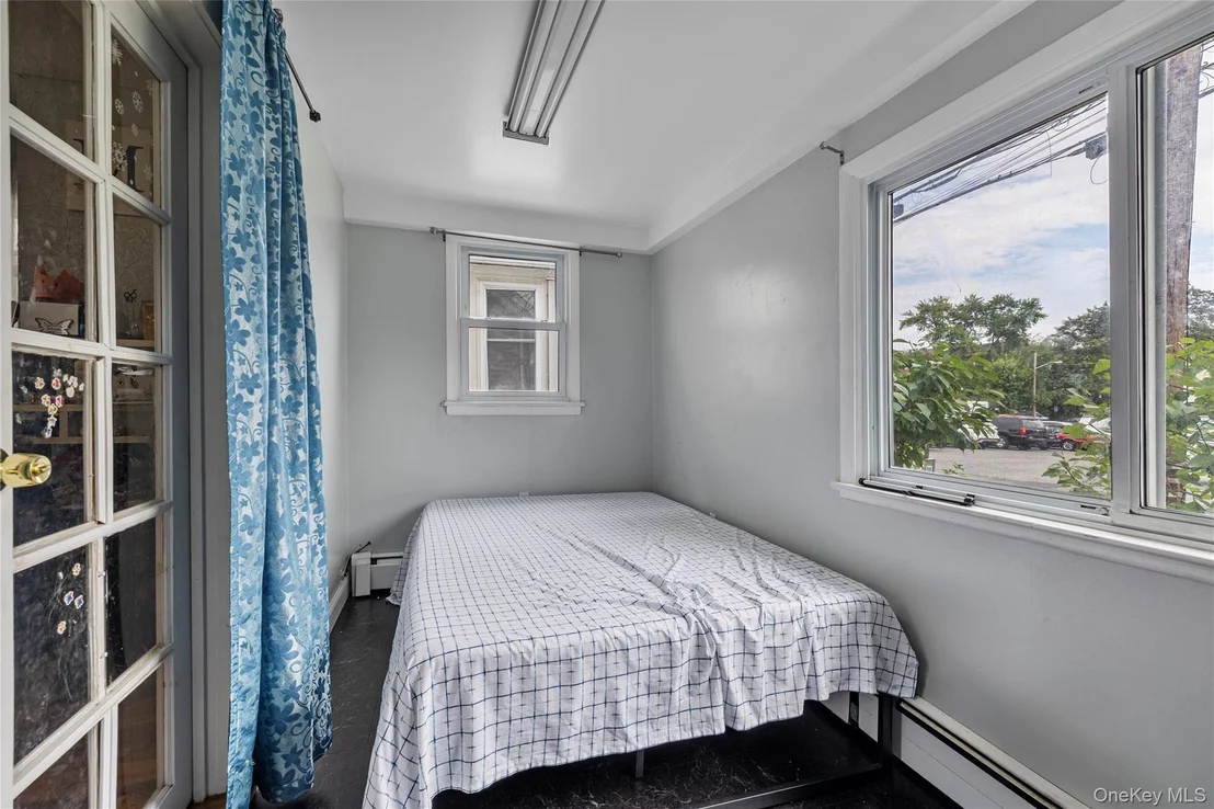 Photo of 64 Maple Avenue