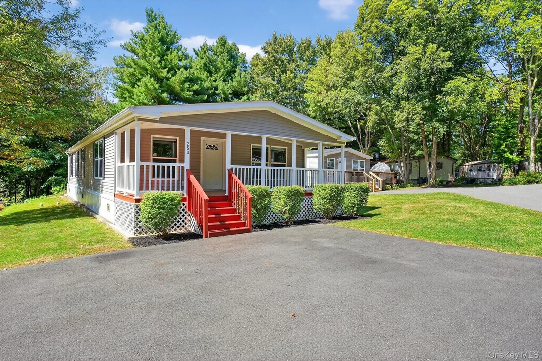 Photo of 280 Fawn Walden Circle