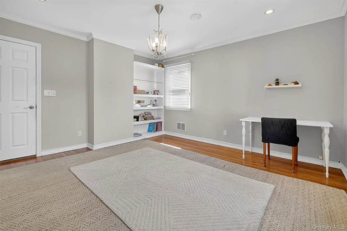 Photo of 268 Marbledale Road