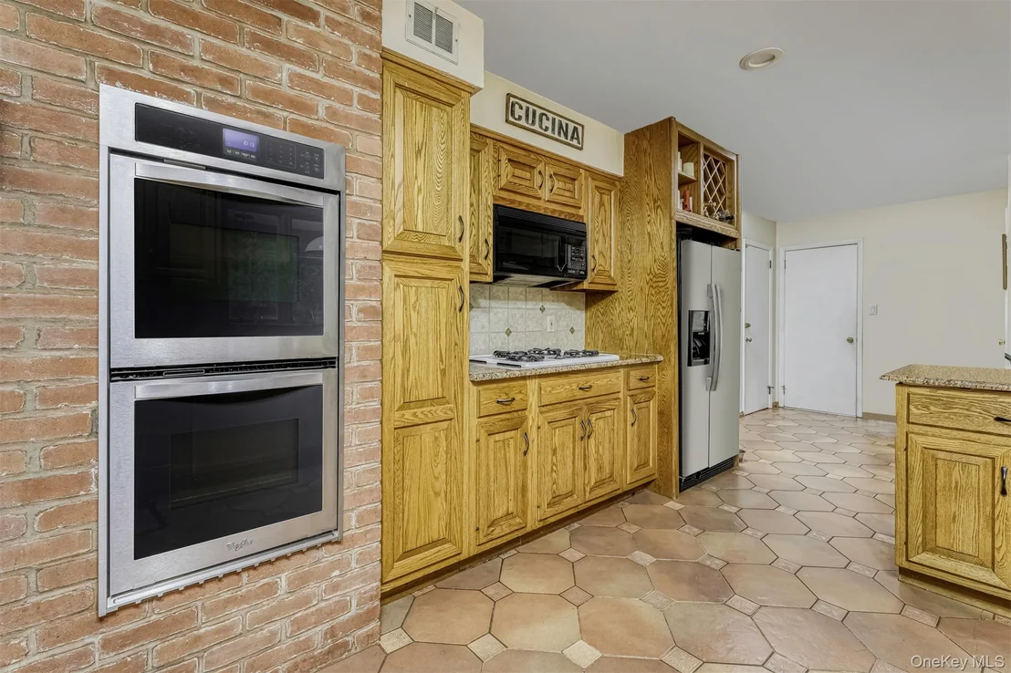Photo of 47 Mayer Drive