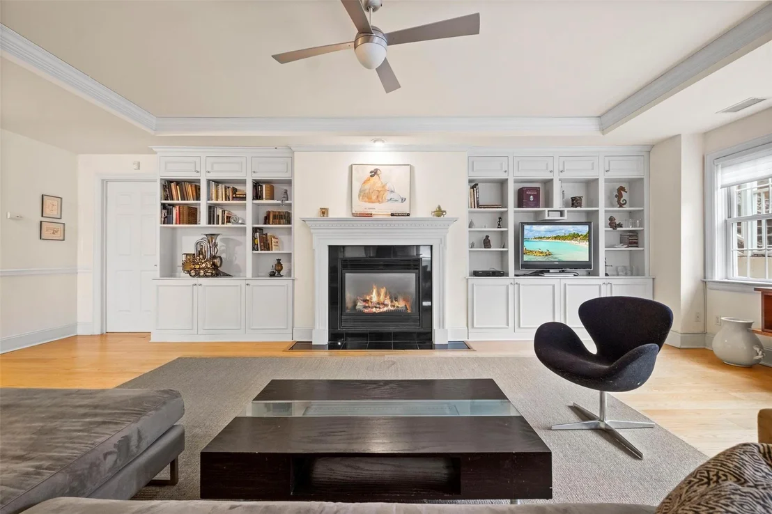 Photo of Unit 6 at 6 Highview Circle