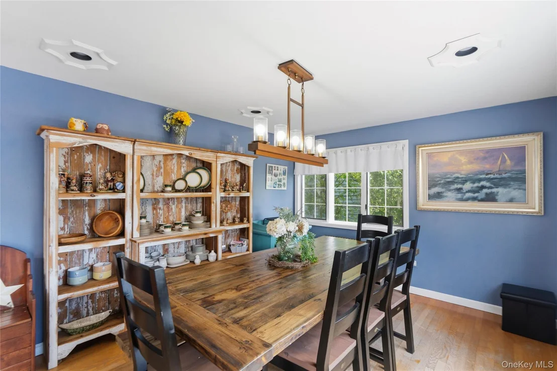 Photo of 19 Westbridge Drive