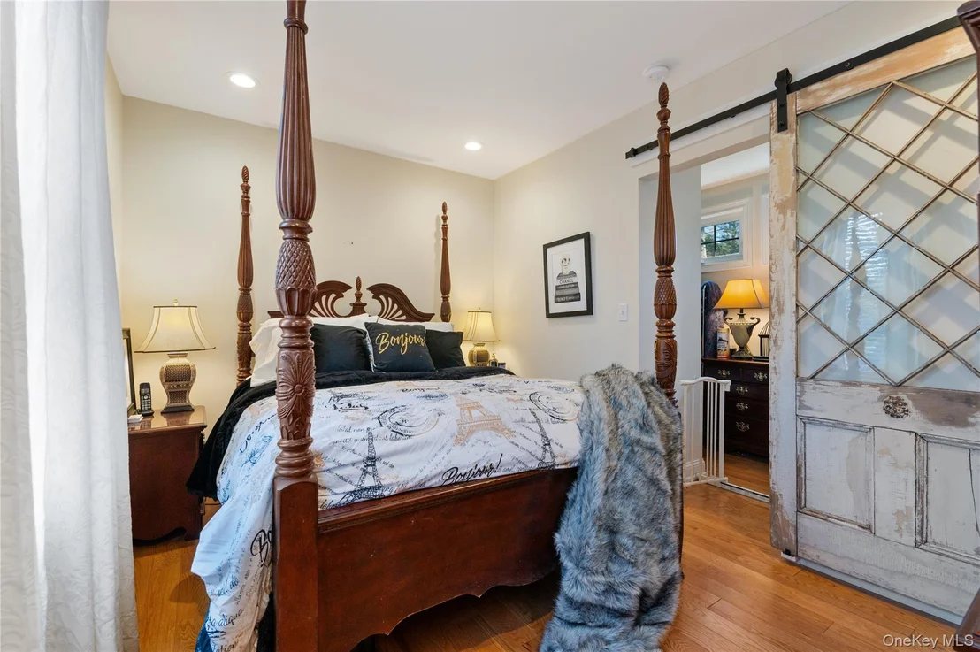 Photo of 136 Beach Road