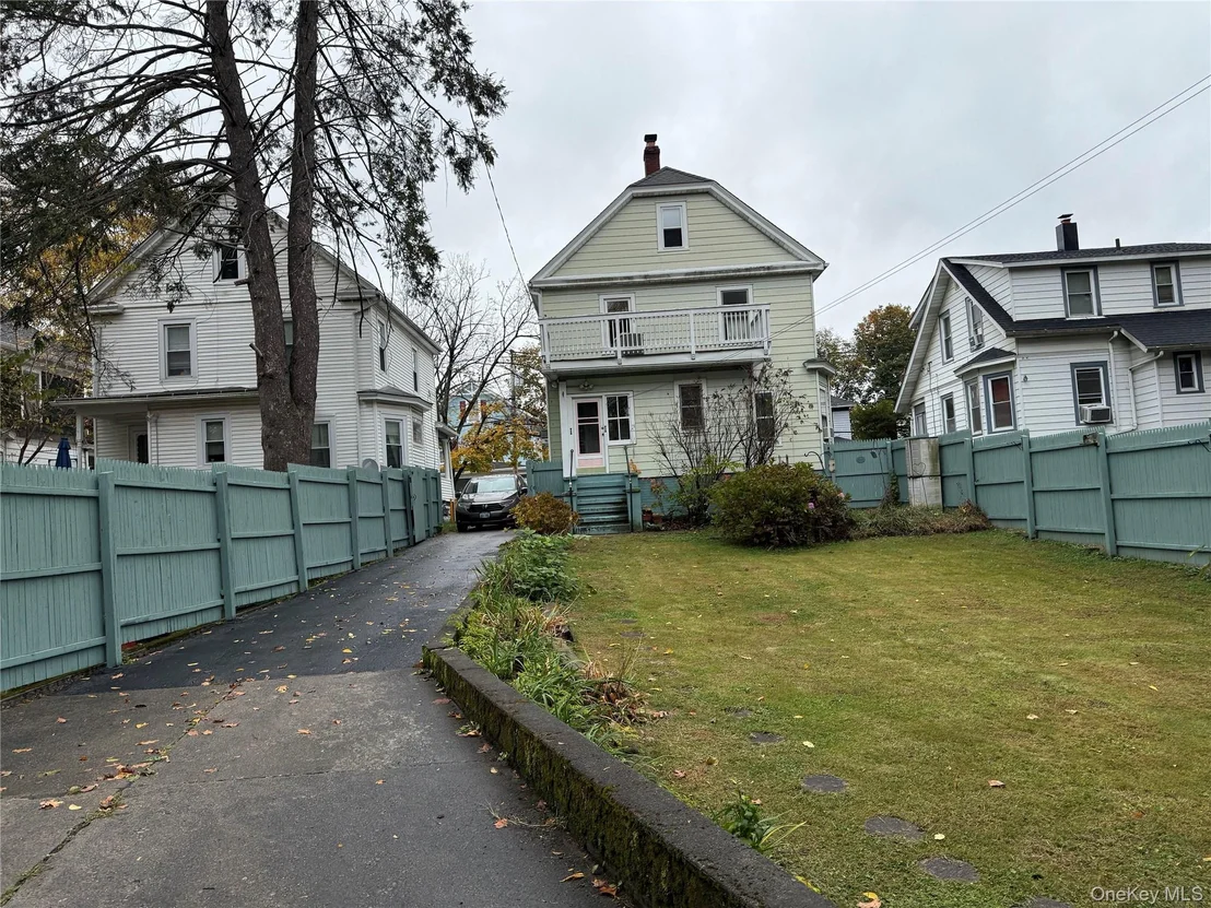 Photo of 19 Lewis Avenue