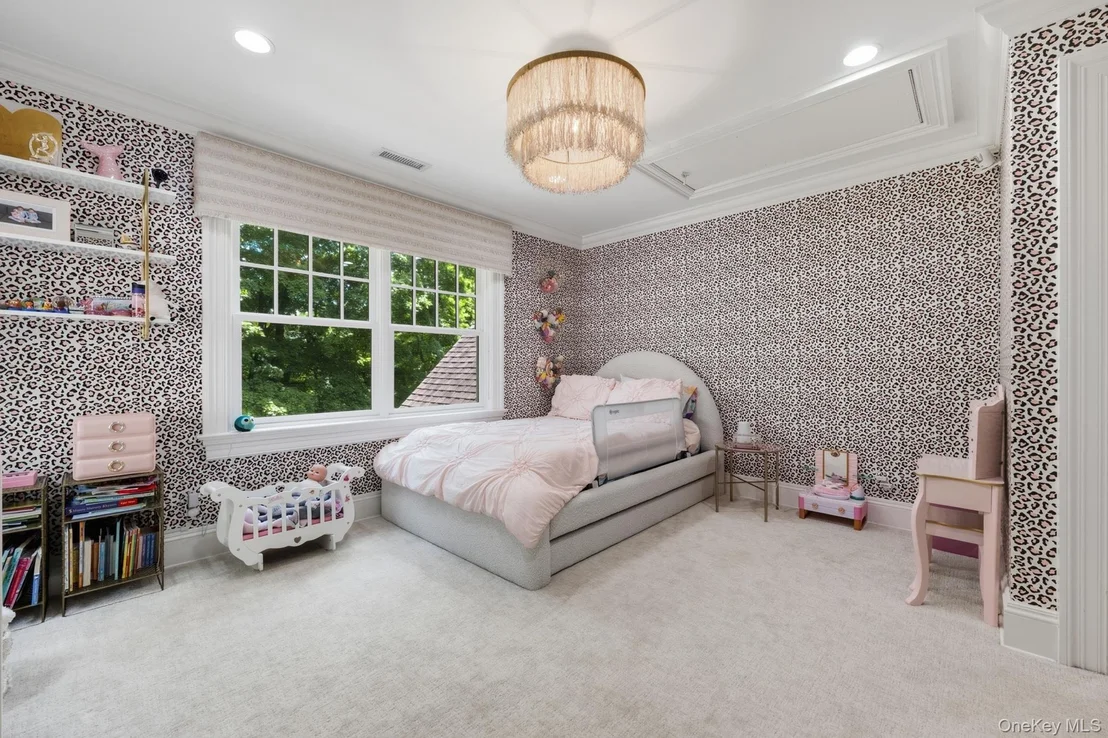 Photo of 11 Long Pond Road