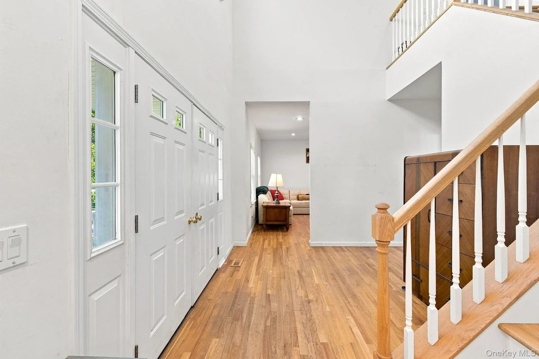 Photo of 480 Haviland Drive