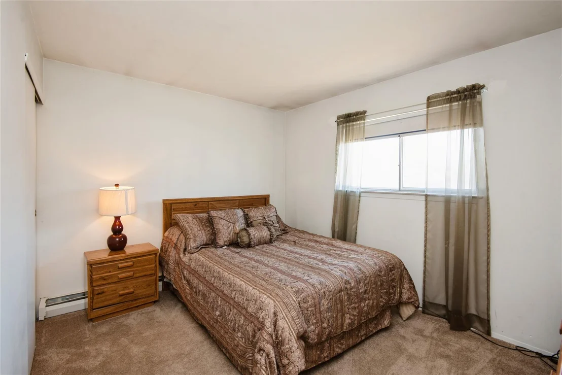 Photo of 256 Leaf Avenue