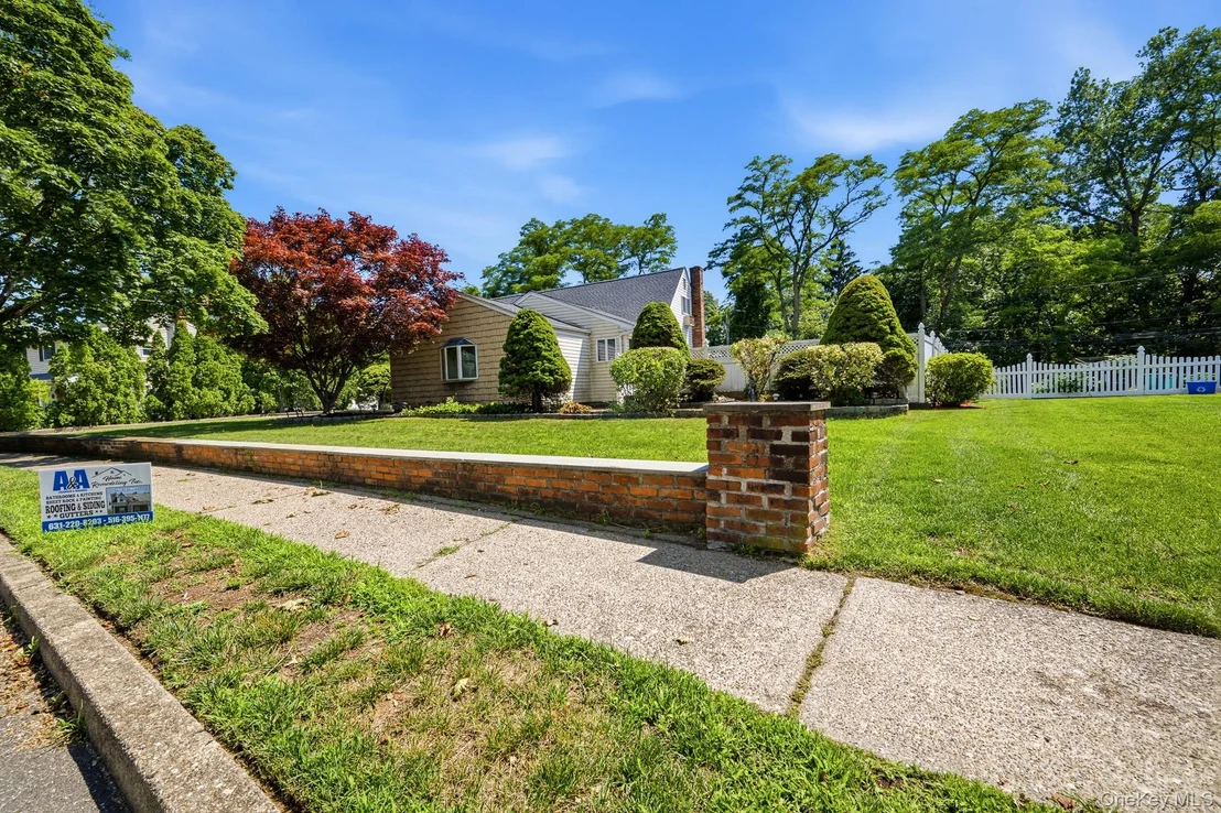 Photo of 10 Arcadia Drive