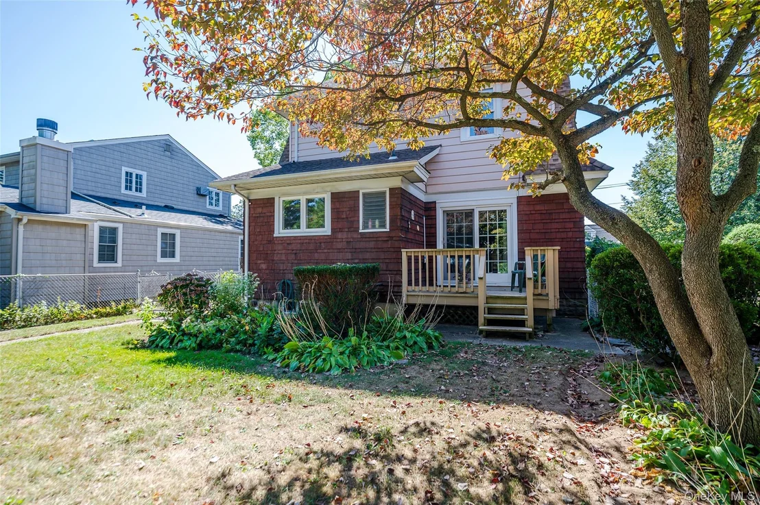 Photo of 480 Windsor Place