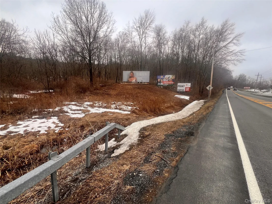 Photo of 2413 Route 44