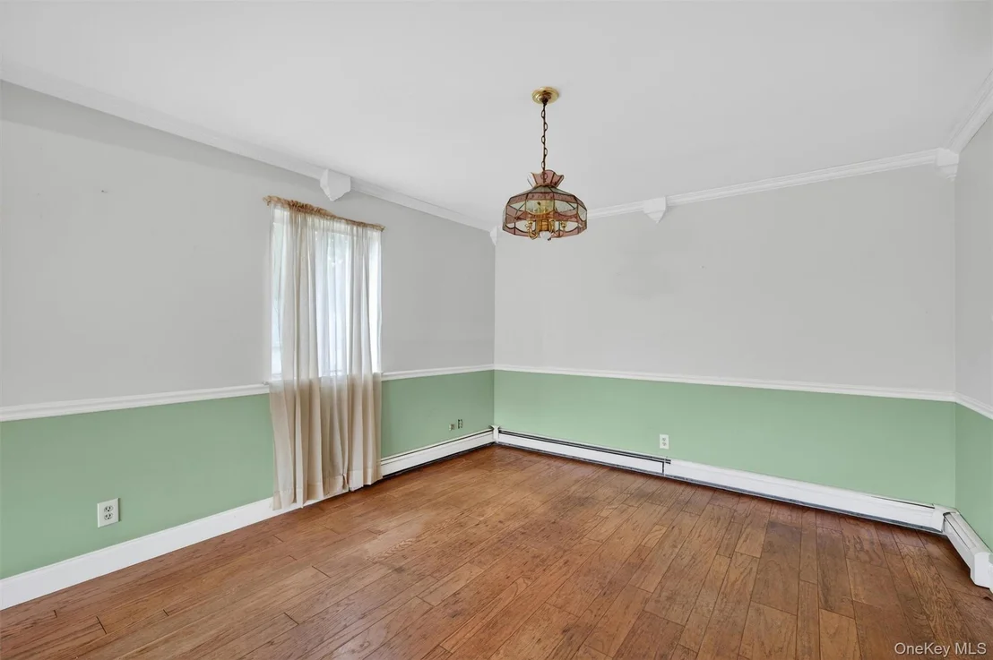 Photo of 76 Maureen Drive