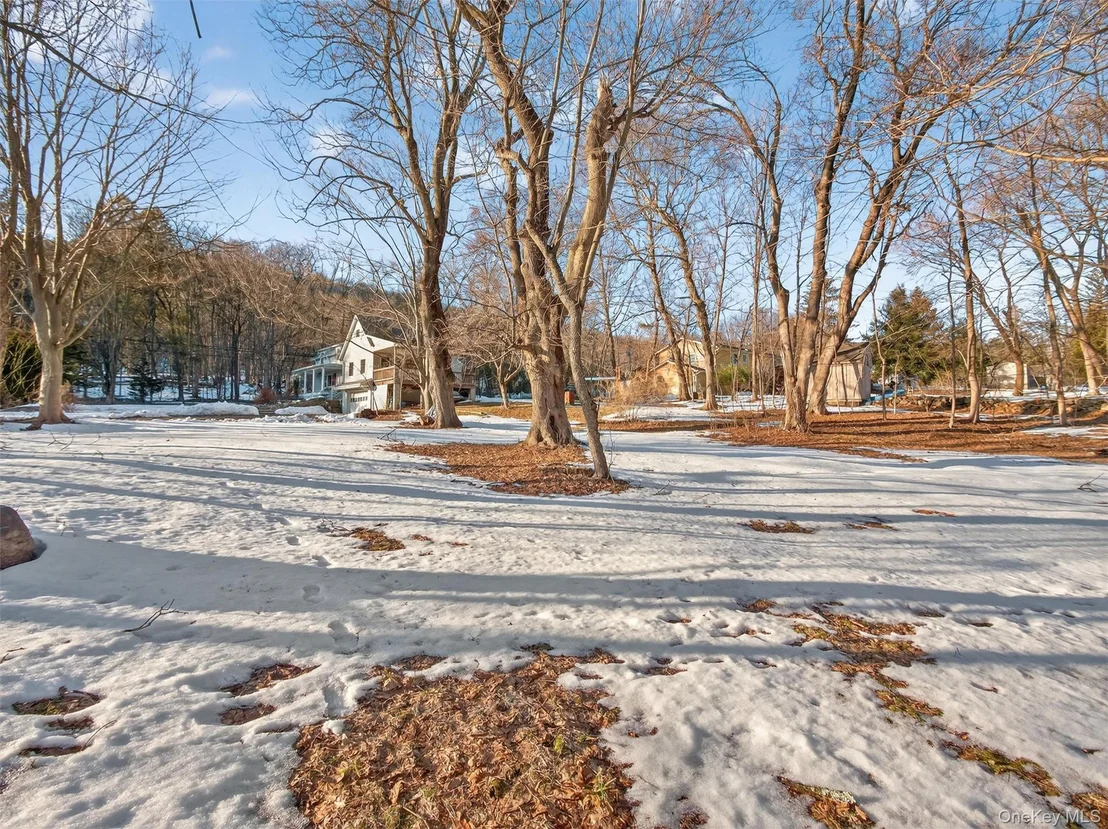 Photo of 325 Haverstraw Road