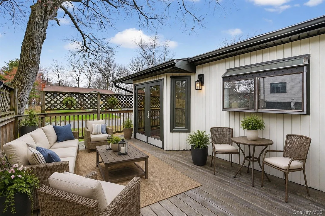 Photo of 22 Cambridge Circle
