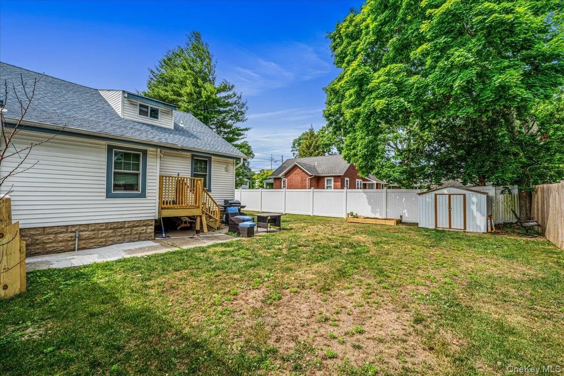 Photo of 41 Moffitt Boulevard